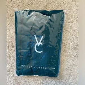 NEVER OPENED veiled collection hijab